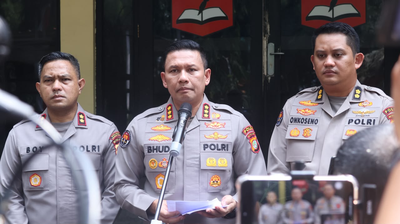 Polda Metro Jaya Jelaskan Temuan 996 Benda Menyerupai Senjata di Yayasan Jaksel*