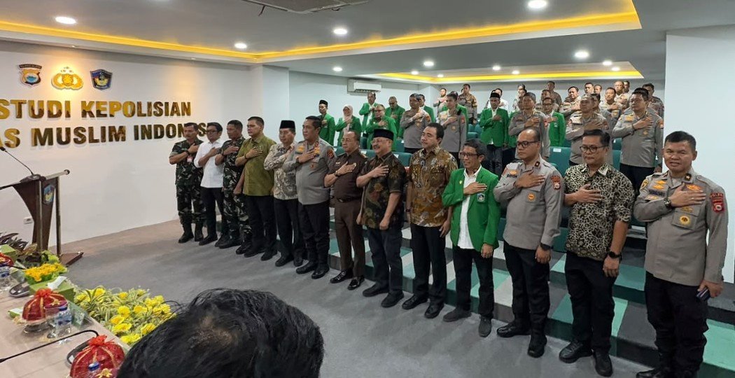 Polri) bersama perguruan tinggi terus membangun ekosistem ilmu kepolisian untuk merespons kompleksitas persoalan masyarakat dan perkembangan zaman