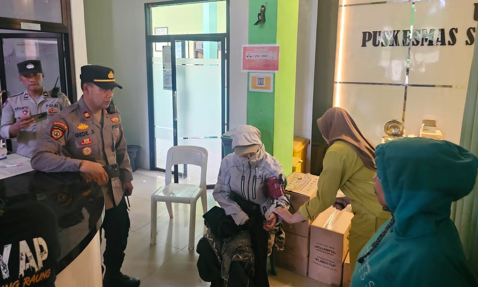 Respons Cepat Call Center 110, Polres Bondowoso Selamatkan 3 Pendaki di Gunung Raung