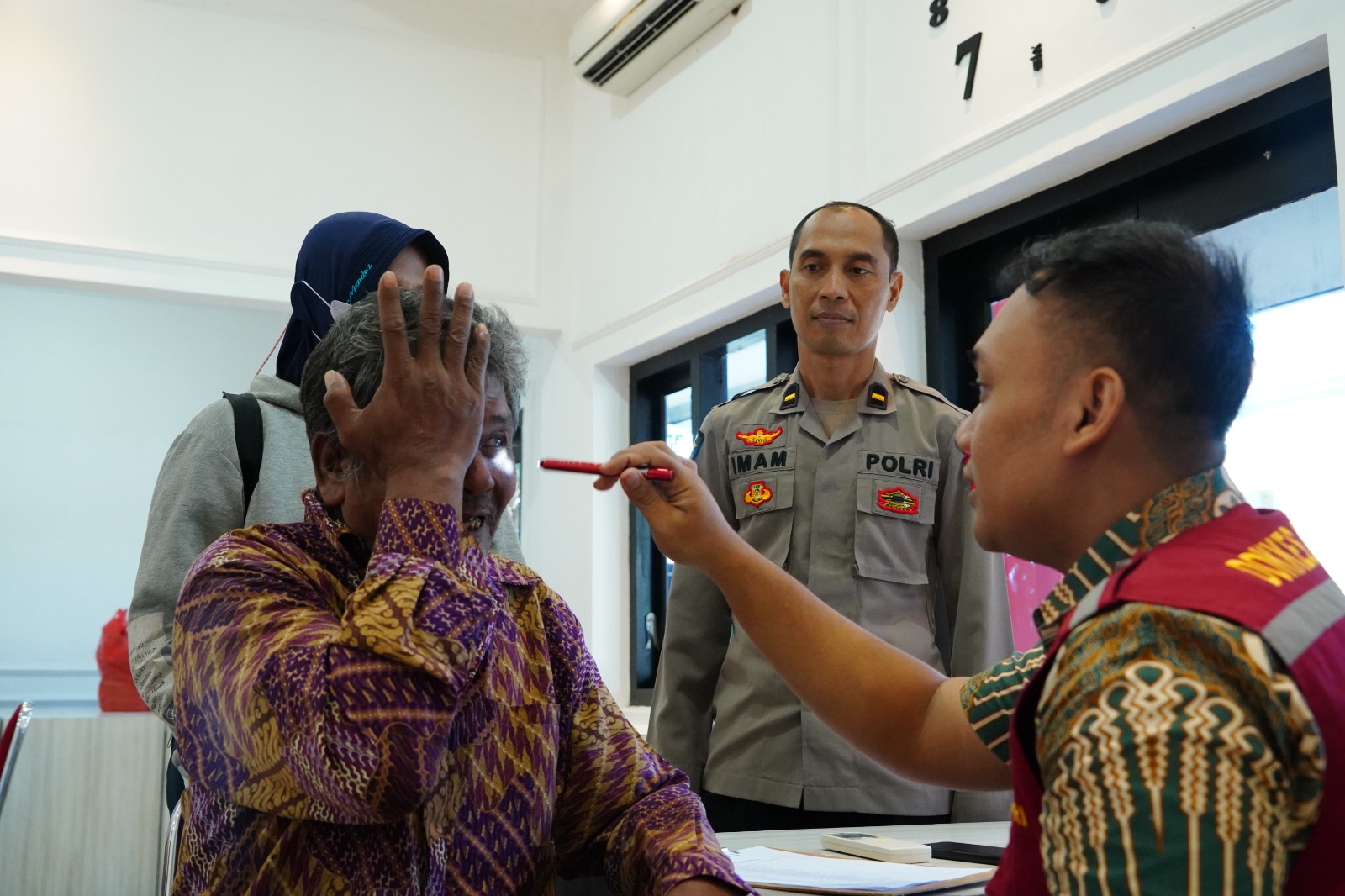 Bakti Kesehatan Polres Ponorogo Gelar Screening Katarak dan Bibir Sumbing