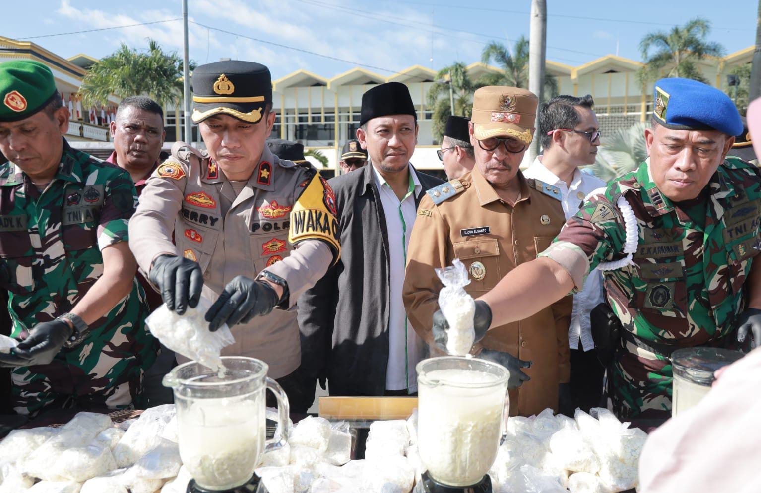 Sepanjang Ramadhan Polres Jember Berhasil Sita Puluhan Ribu Botol Miras dan Okerbaya