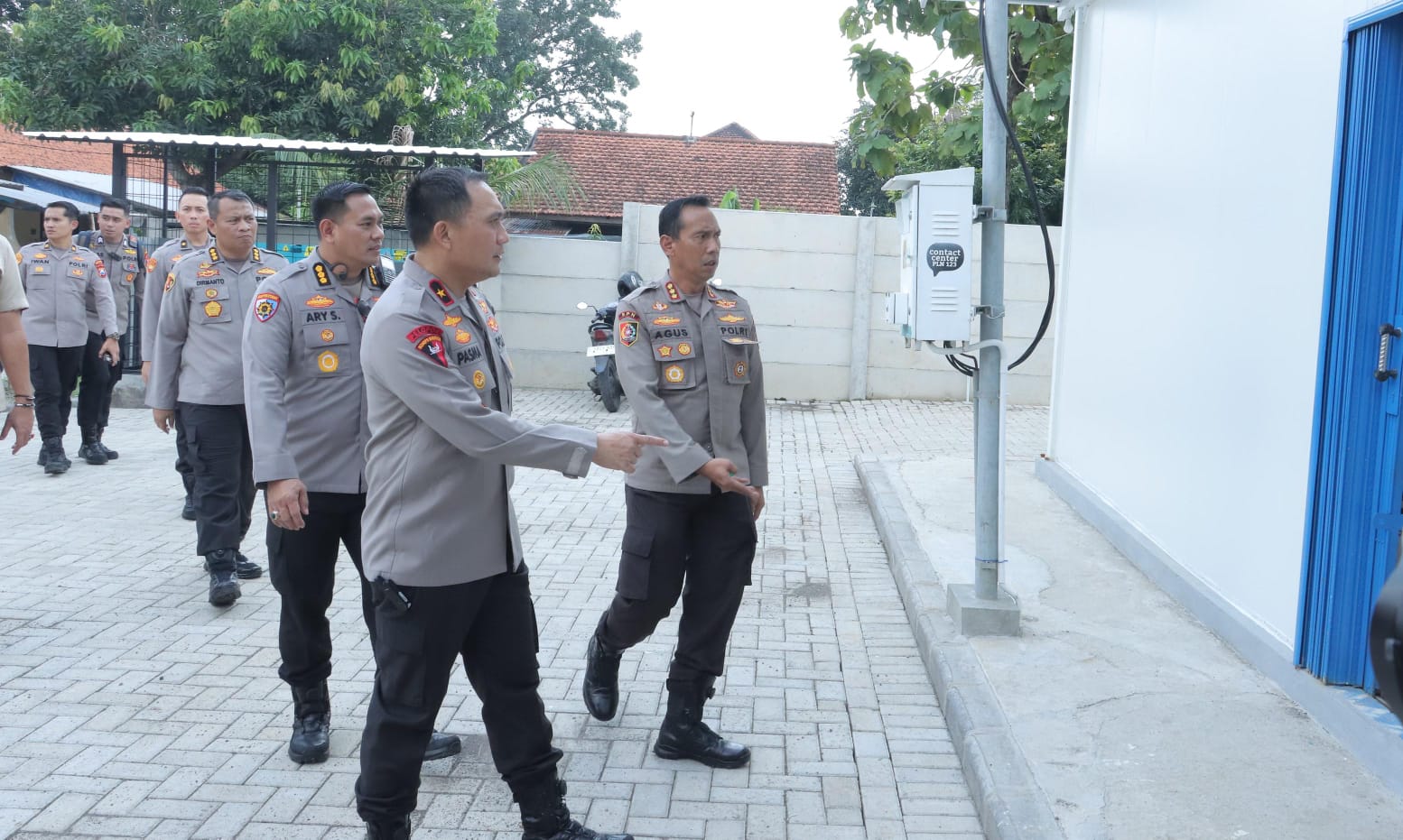 Wakapolda Jatim Tinjau Kesiapan SPPG dan Lokasi Rencana Pembangunan Gudang Ketahanan Pangan di Mojokerto