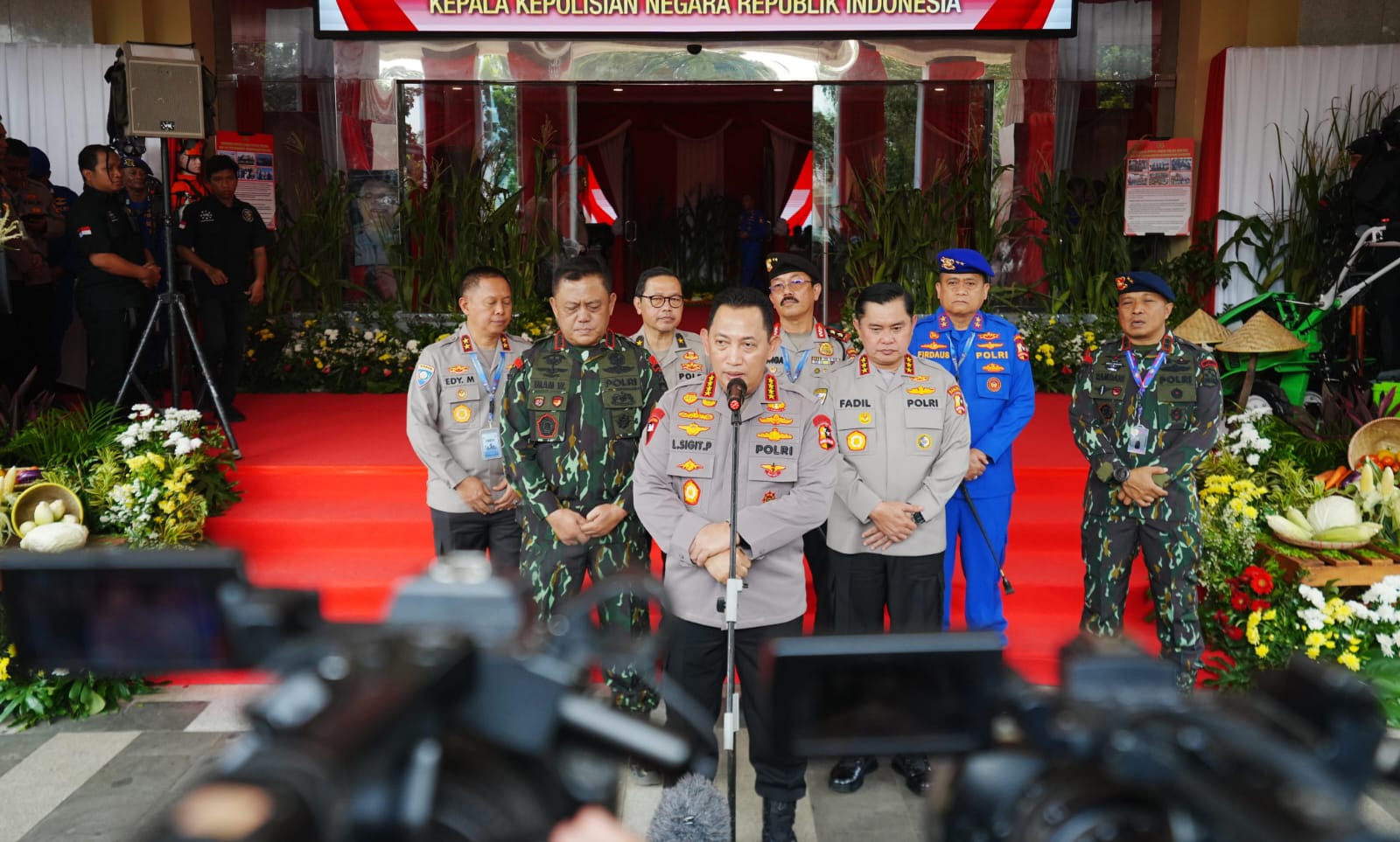 Kapolri Komitmen Berantas Premanisme, Judol dan Narkoba: Siapapun yang Meresahkan Masyarakat Tindak Tegas