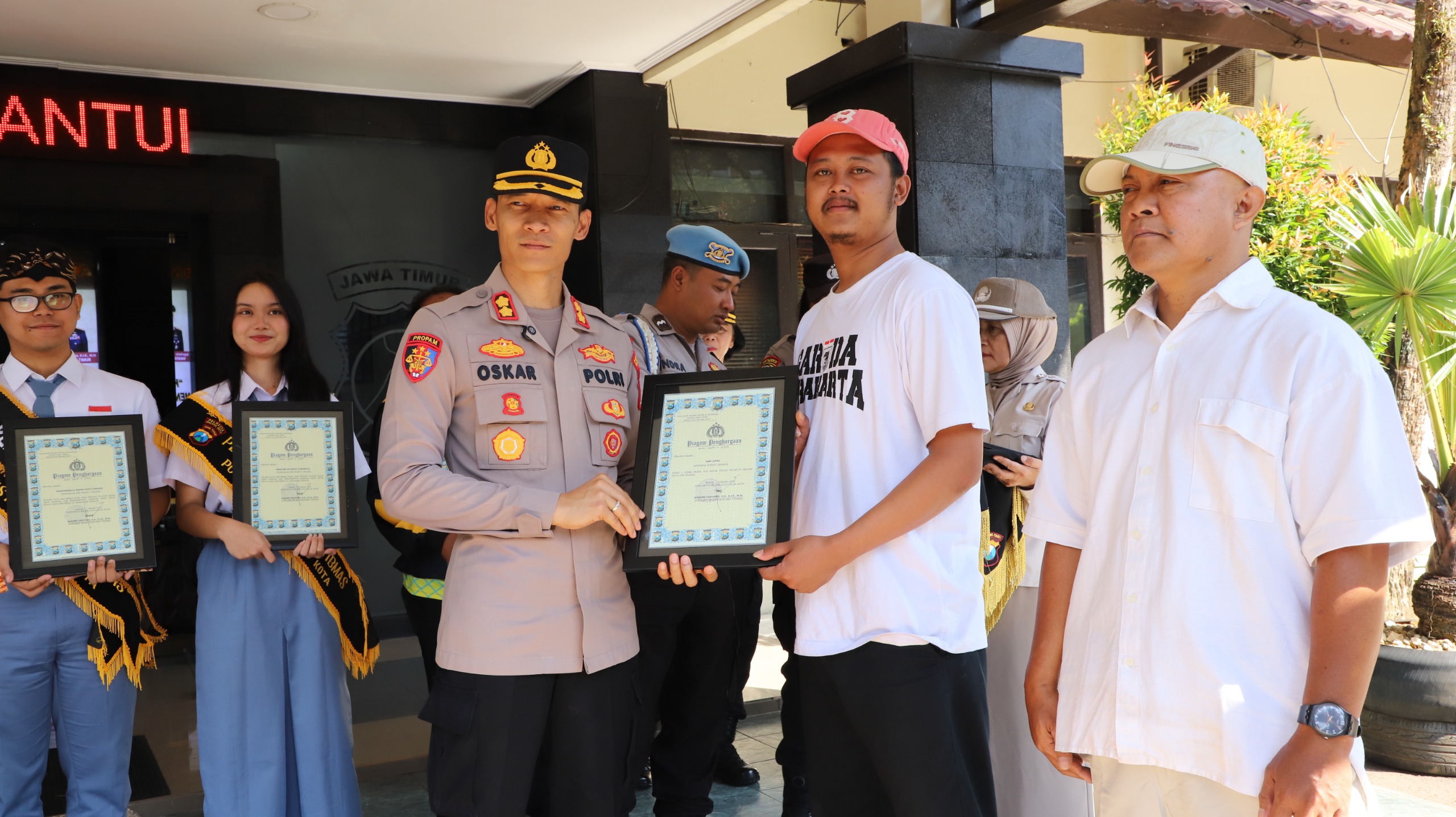 Polresta Malang Kota Apresiasi dan Penghargaan kepada Elemen Masyarakat Berprestasi