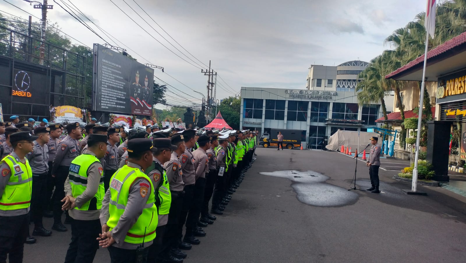 Polresta Malang Kota Terjunkan 270 Personel, Amankan Kunjungan Kerja Presiden RI dan Peresmian SMA Taruna Nusantara