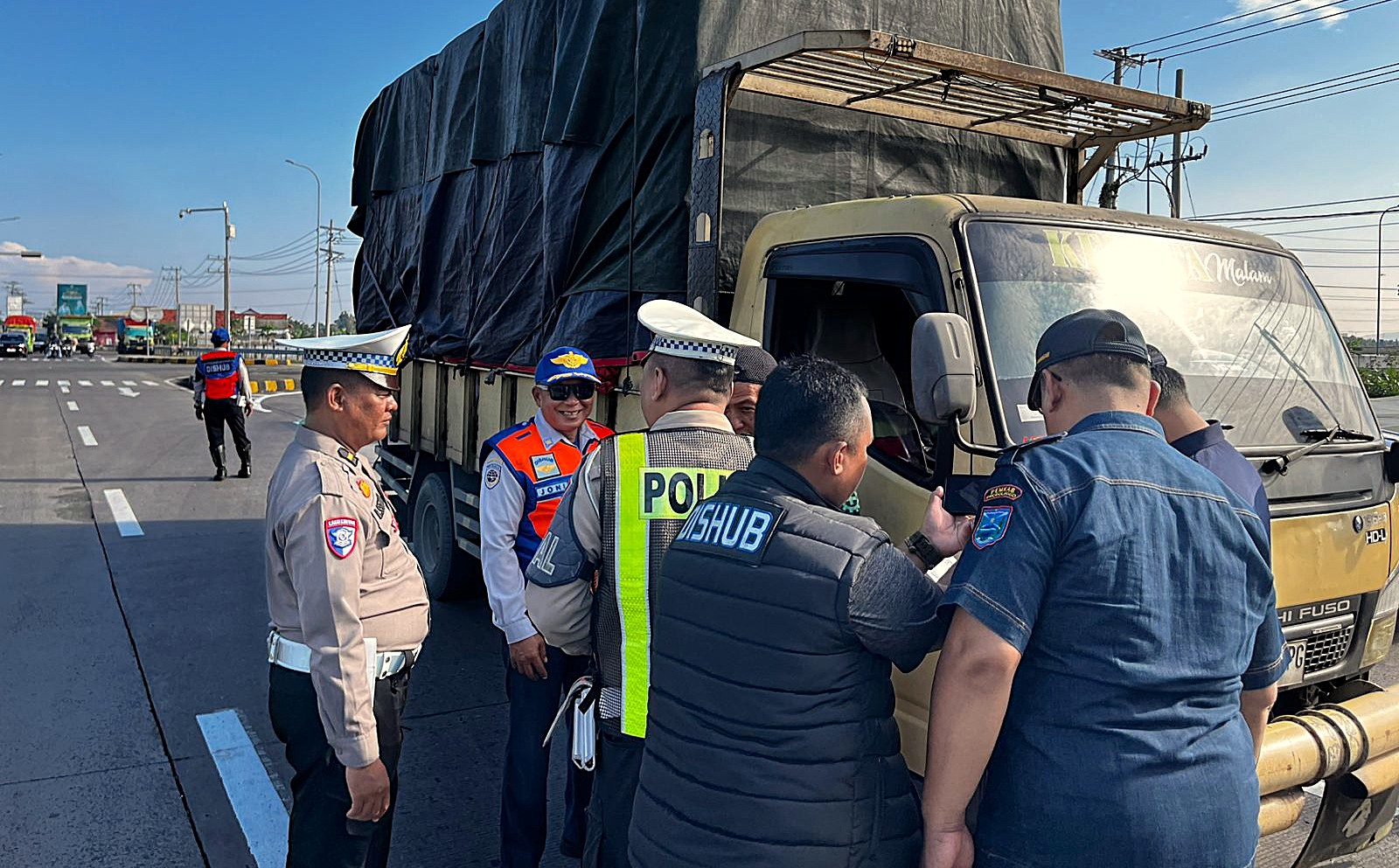 Gelar Ramp Check Angkutan Umum Polres Probolinggo Fokus Wujudkan Keselamatan Lalu Lintas