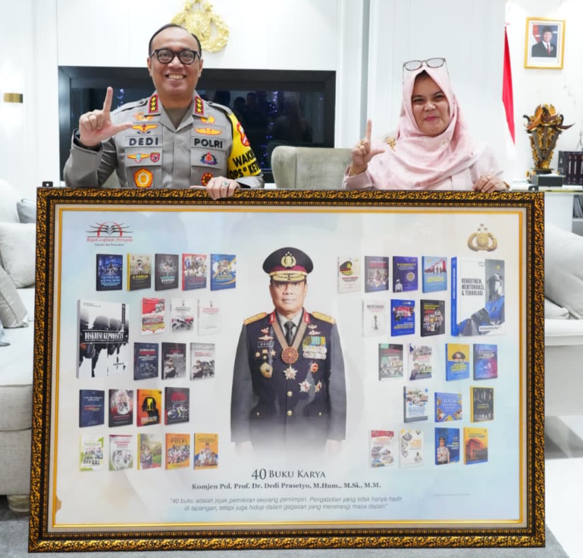 Menulis untuk Masa Depan: 39 dari 40 Buku Wakapolri Komjen Pol. Dedi Prasetyo Resmi Terdaftar HAKI