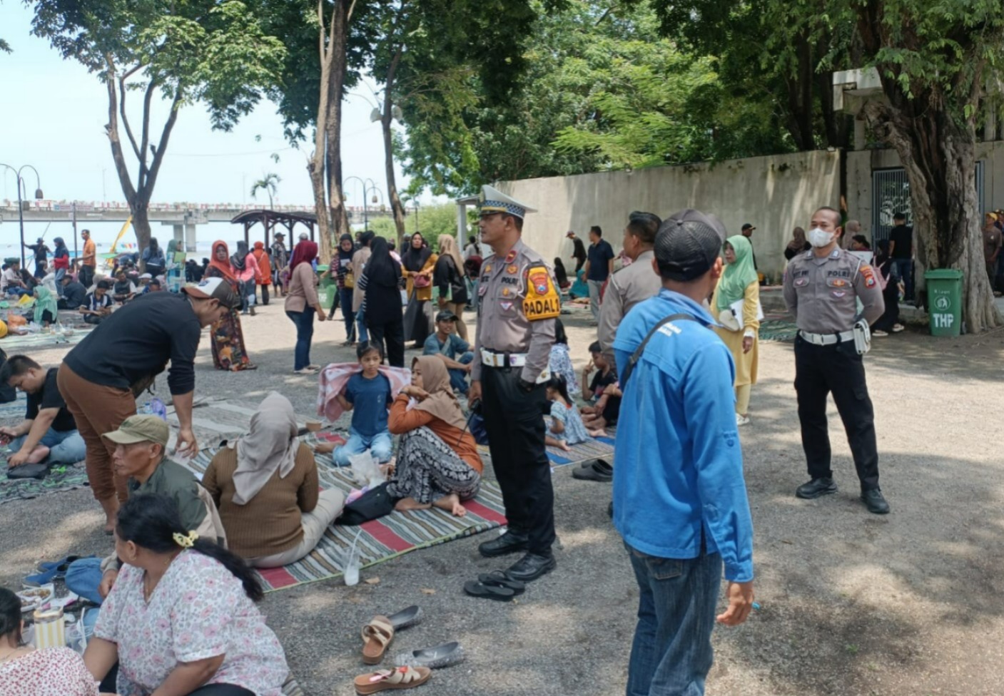 Polres Pelabuhan Tanjungperak Intensifkan Pengamanan di Wisata Pantai Kenjeran Selama Lebaran