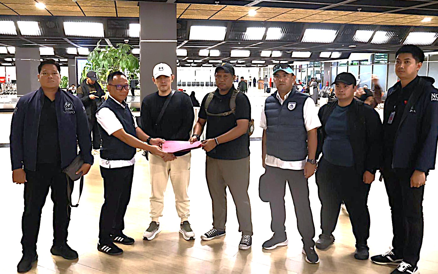 NCB Interpol Polri Tangkap Buronan Narkotika “The Doctor” di Malaysia, Segera Dipulangkan ke Indonesia