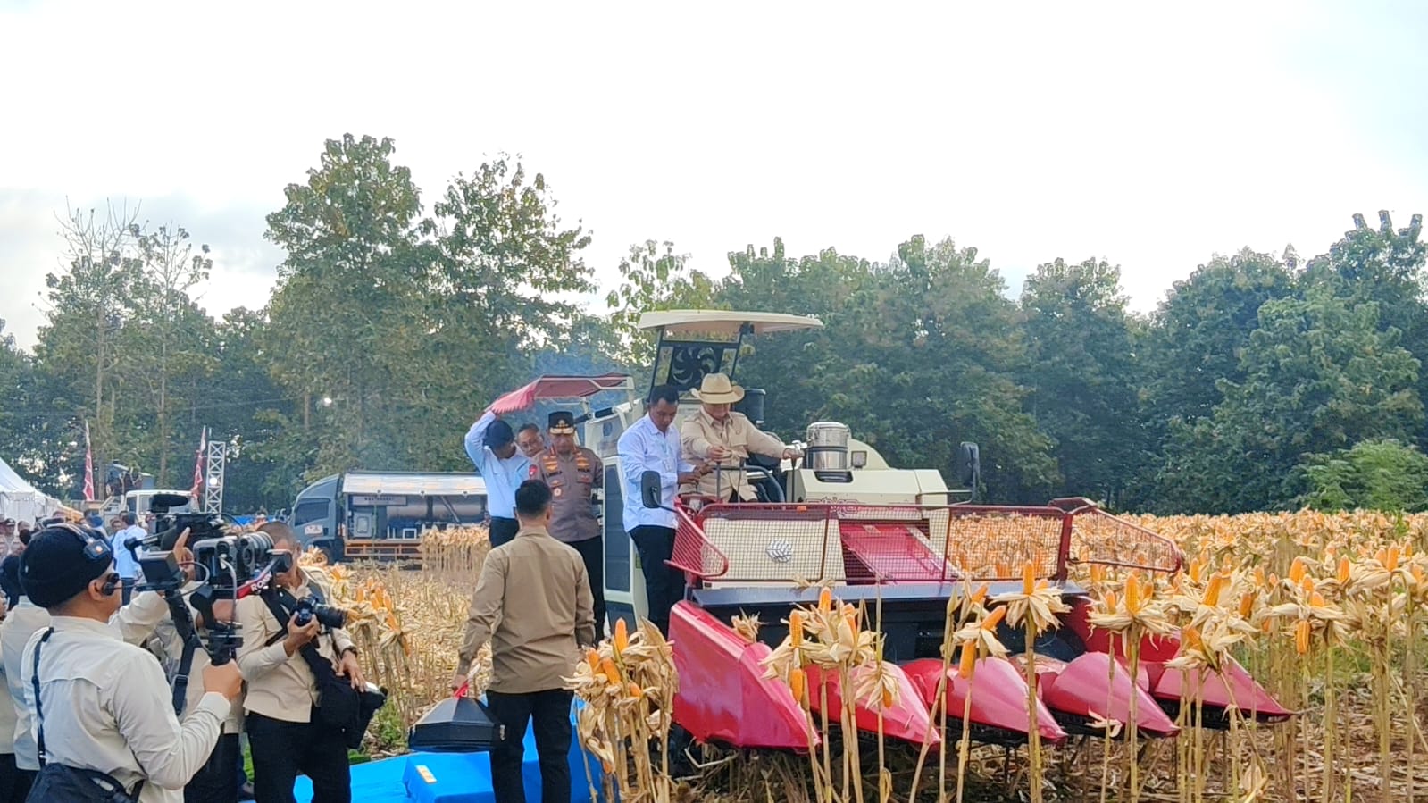 Presiden Prabowo dan Kapolri Panen Raya Jagung Nasional di Tuban Perkuat Ketahanan Pangan
