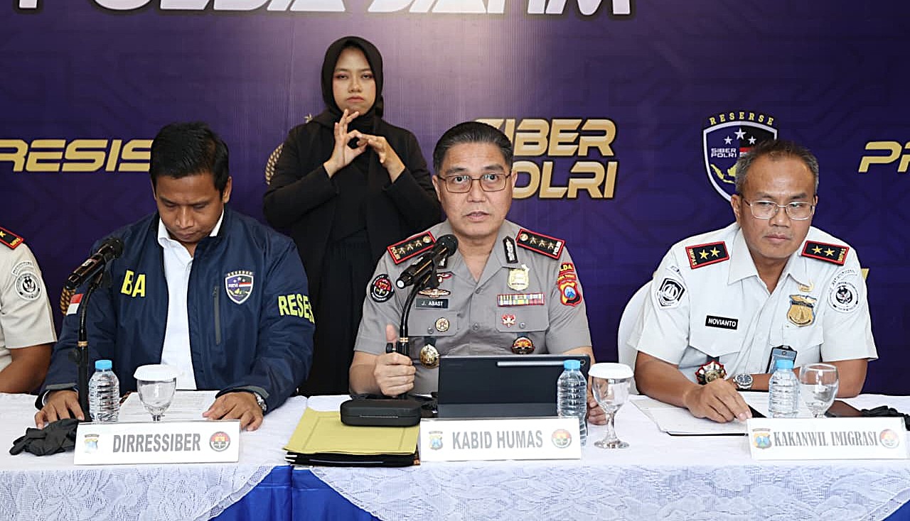 Polda Jatim Bongkar Sindikat Love Scamming Internasional, 3 Tersangka Diamankan