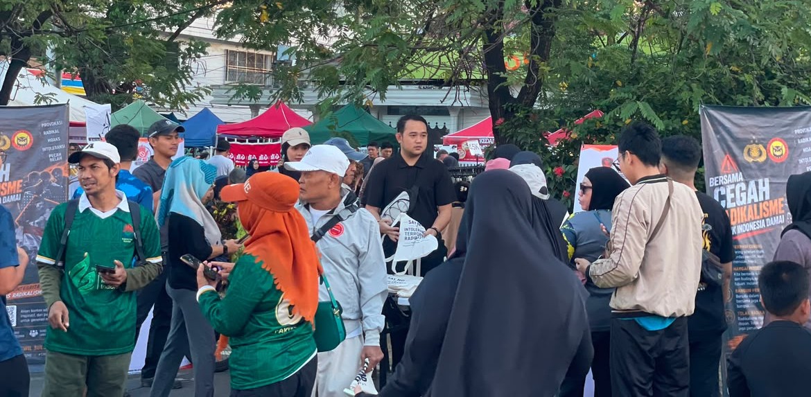 Densus 88 AT Polri Ajak Masyarakat Tolak Radikalisme dan Bullying melalui Kampanye Edukasi di Car Free Day Makassar