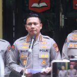 Polda Metro Jaya Jelaskan Temuan 996 Benda Menyerupai Senjata di Yayasan Jaksel*