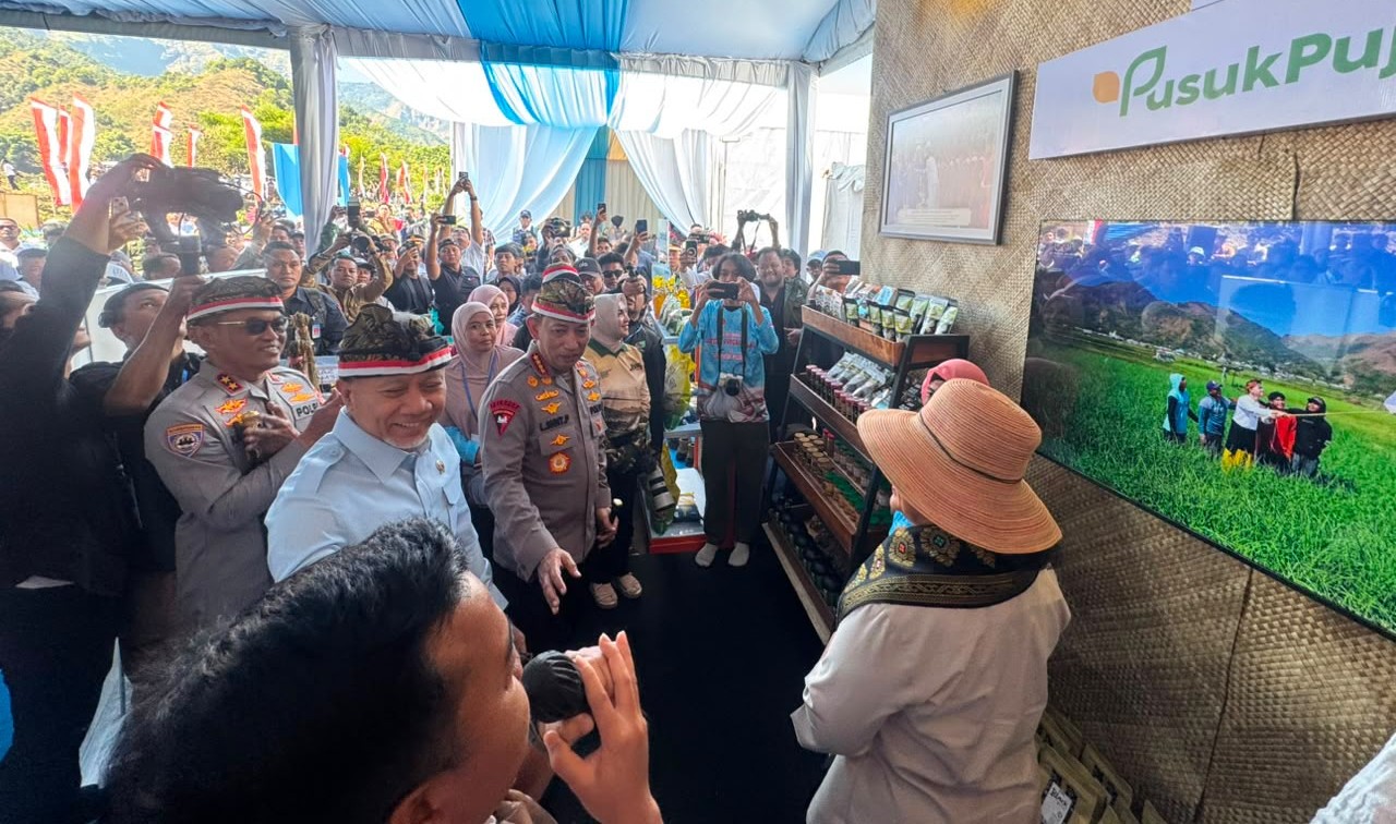 Polri Dorong Percepatan Swasembada Bawang Putih, Tanam Serentak dan Panen Raya di Sembalun