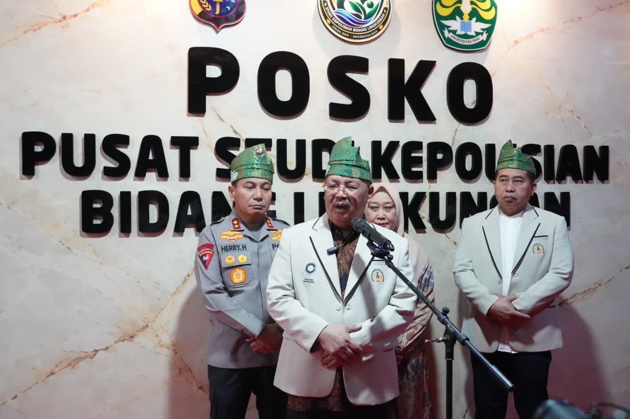 Komjen Pol. (P) Prof. Dr. Chrysnanda Dwilaksana, Dorong Penguatan Ilmu Kepolisian Bidang Lingkungan di Universitas Riau
