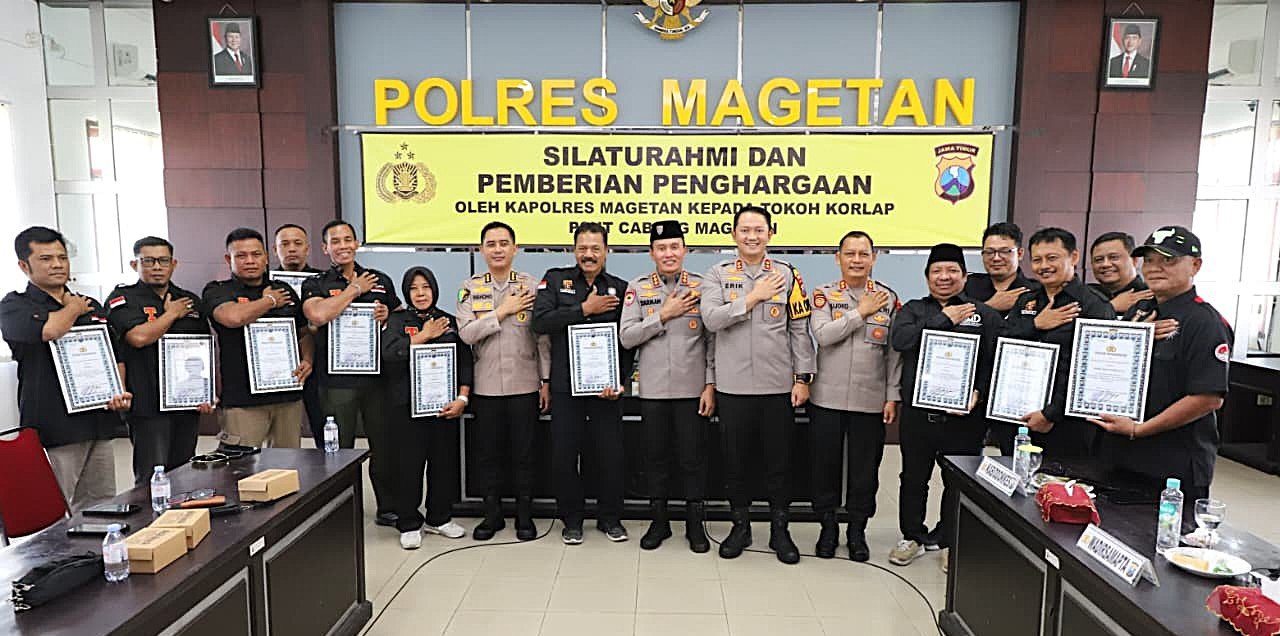 Polres Magetan Beri Penghargaan untuk 13 Korlap PSHT atas Dedikasi Jaga Kamtibmas
