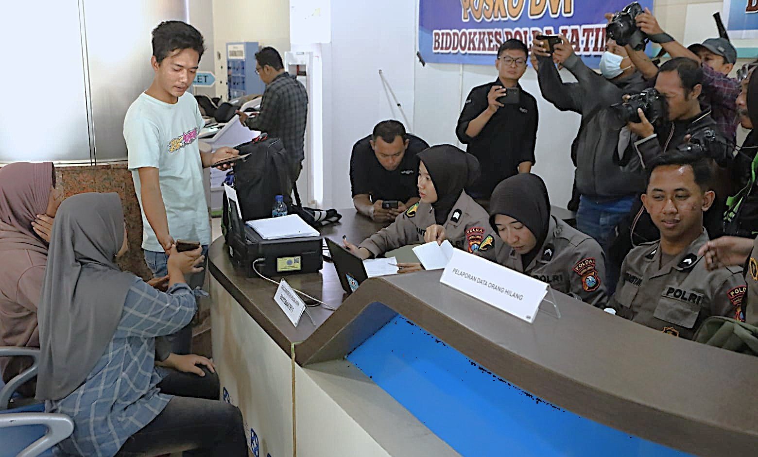 DVI Polda Jatim Terima 76 Data Ante Mortem Korban KM Virgo Transport 8