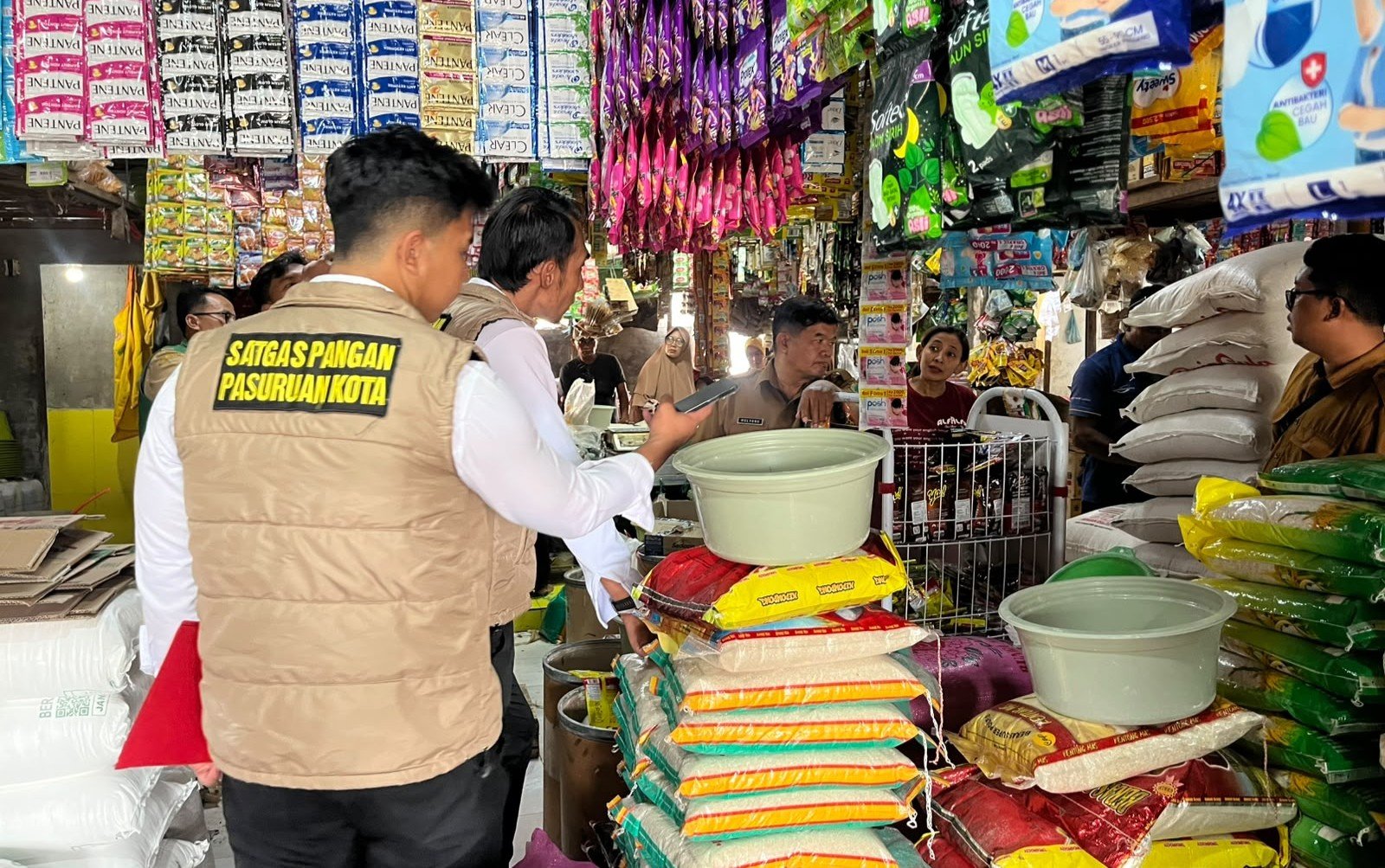 Satgas Pangan Polres Pasuruan Kota Pastikan Pasokan Beras Aman dan Sesuai HET