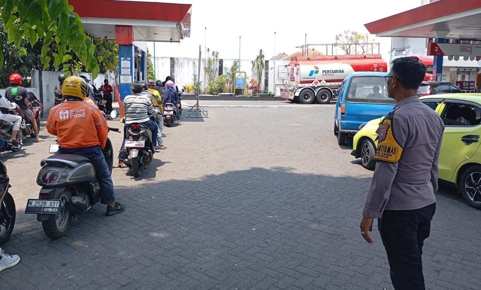 Polresta Malang Kota Pantau 24 SPBU, Antrean BBM Masih Nomal meski Sejumlah Produk Kosong