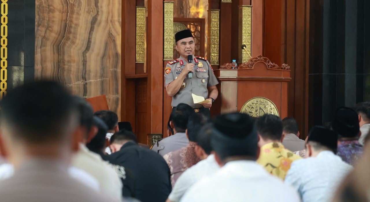 Gelorakan Semangat ‘Jogo Omah’, Kapolda Jatim Tekankan Polisi Bersama Masyarakat Jaga Kamtibmas