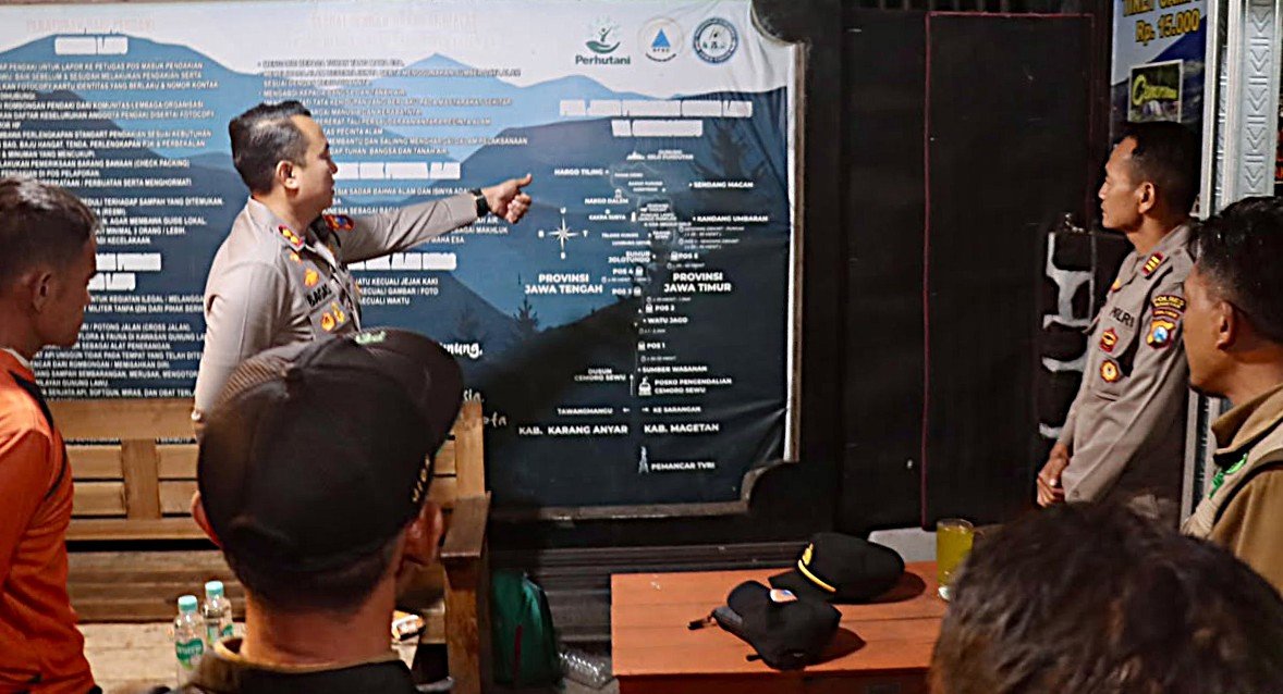 Polres Magetan Siaga 24 Jam di Cemoro Sewu, Antisipasi Rembetan Karhutla Tawangmangu
