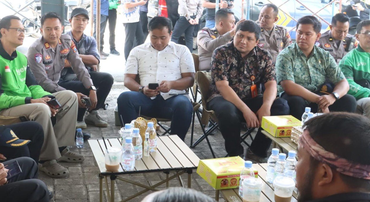 Polisi Bersama Masyarakat: Polres Mojokerto Fasilitasi Shelter Istirahat Gratis untuk Pengemudi Online