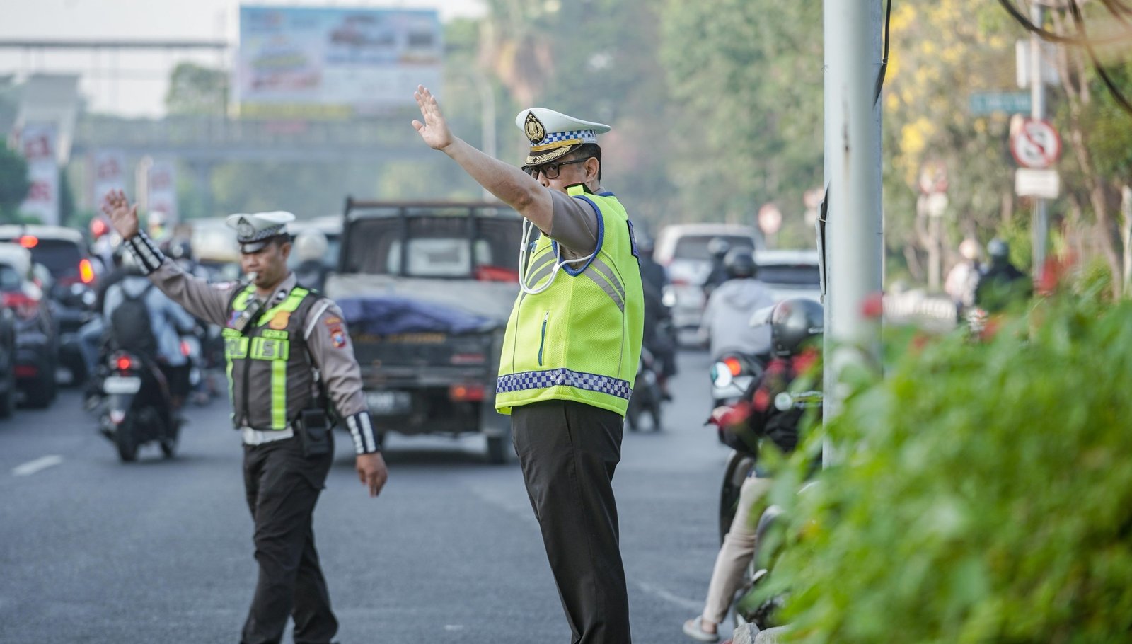 Operasi Patuh Semeru 2026: Polda Jatim Fokus Edukasi Tertib Berkendara Demi Keselamatan di Jalan Raya